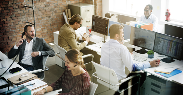 Actitudes, emociones y respuesta automática en el ámbito laboral